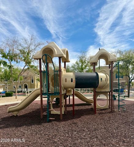 161 W CAMPBELL Court, Gilbert, AZ 85233