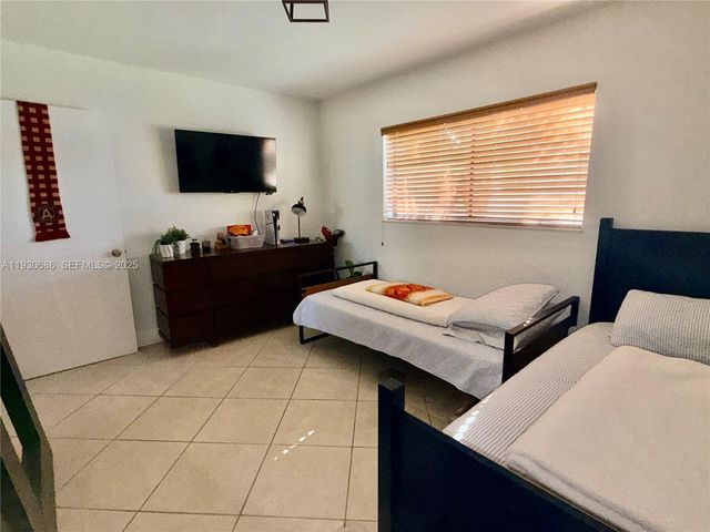 8065 SW 107th Ave 313, Miami, FL 33173