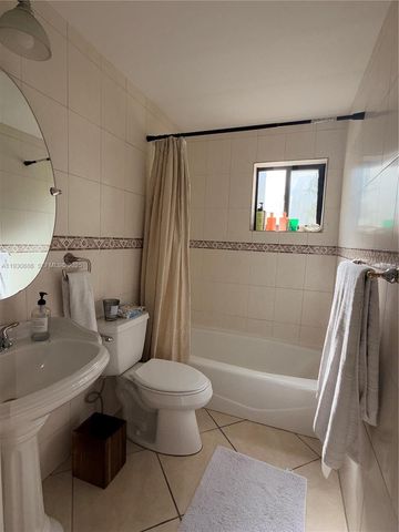 8065 SW 107th Ave 313, Miami, FL 33173