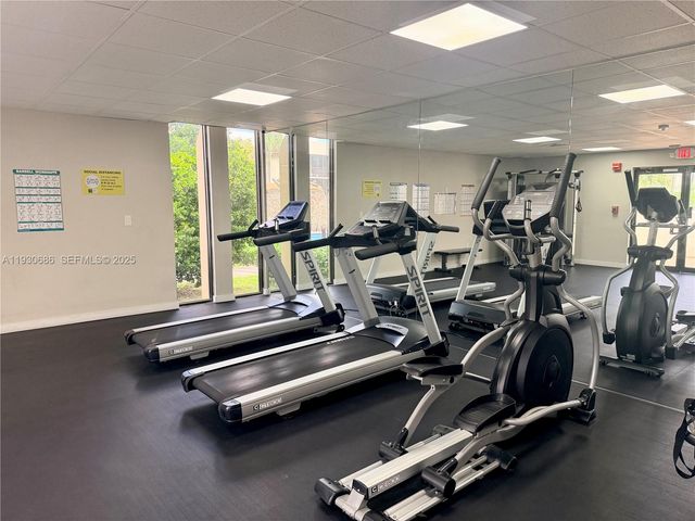 8065 SW 107th Ave 313, Miami, FL 33173