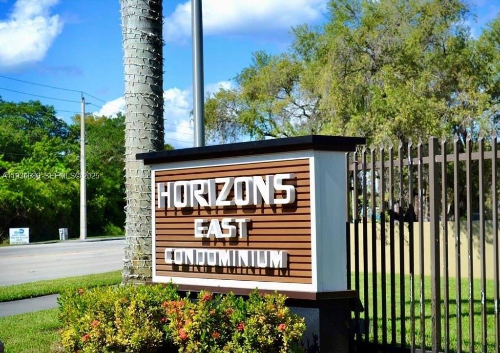 8065 SW 107th Ave 313, Miami, FL 33173