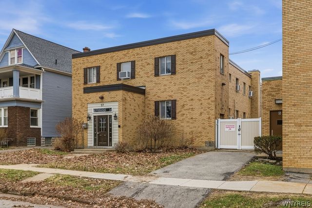 57 St John's Parkside Street, Buffalo, NY 14210
