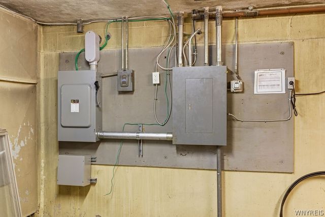 57 St John's Parkside Street, Buffalo, NY 14210