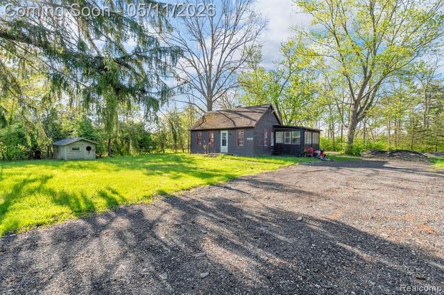 22980 Quinn Road, Clinton Township, MI 48035