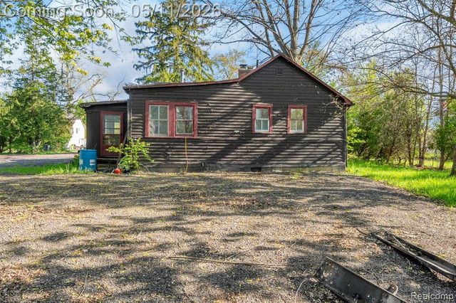 22980 Quinn Road, Clinton Township, MI 48035