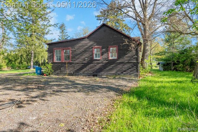 22980 Quinn Road, Clinton Township, MI 48035