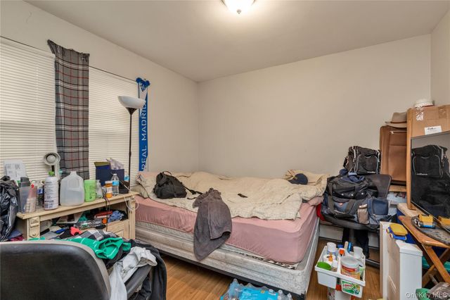 96 W 11th Street, Huntington Station, NY 11746