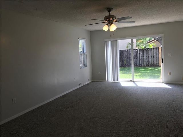 245 Via Milan Terrace, Davie, FL 33325