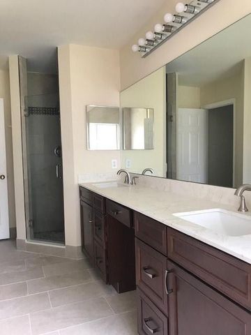 245 Via Milan Terrace, Davie, FL 33325