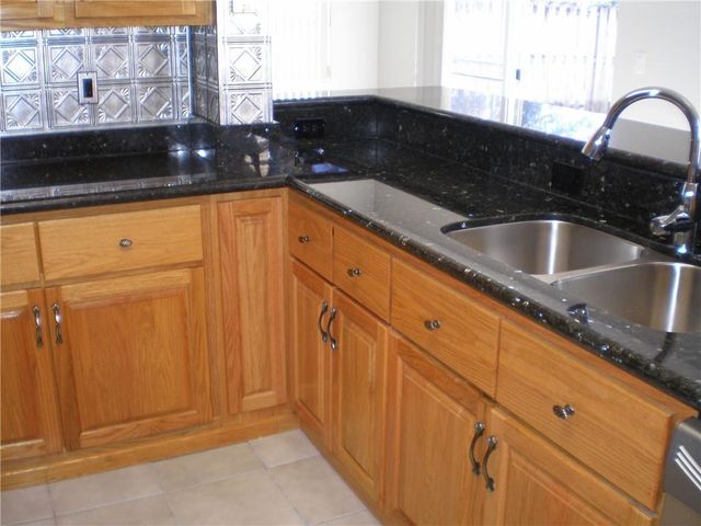 245 Via Milan Terrace, Davie, FL 33325