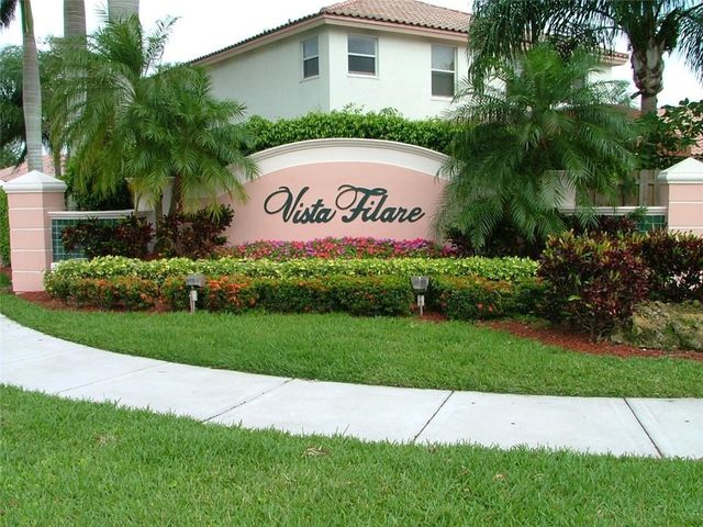 245 Via Milan Terrace, Davie, FL 33325