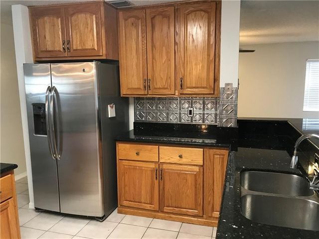 245 Via Milan Terrace, Davie, FL 33325