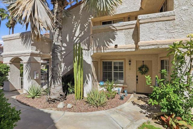 2001 E Camino Parocela J71, Palm Springs, CA 92264