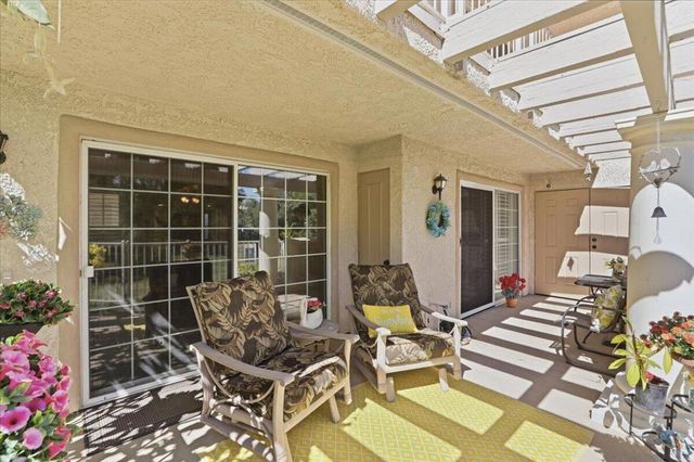 2001 E Camino Parocela J71, Palm Springs, CA 92264