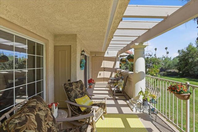 2001 E Camino Parocela J71, Palm Springs, CA 92264