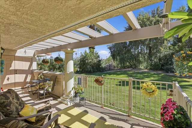 2001 E Camino Parocela J71, Palm Springs, CA 92264