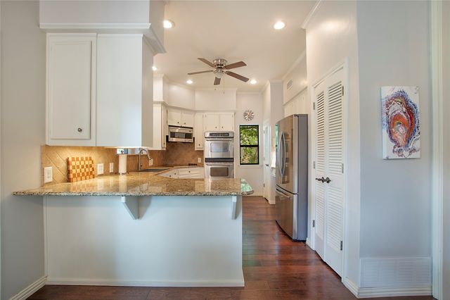 2411 Hogans Hill, Mckinney, TX 75072