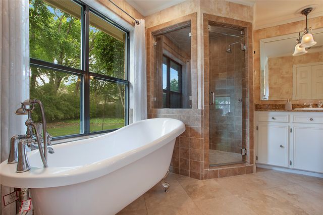2411 Hogans Hill, Mckinney, TX 75072