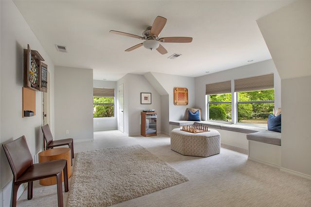 2411 Hogans Hill, Mckinney, TX 75072