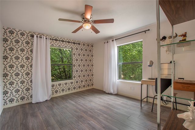 2411 Hogans Hill, Mckinney, TX 75072