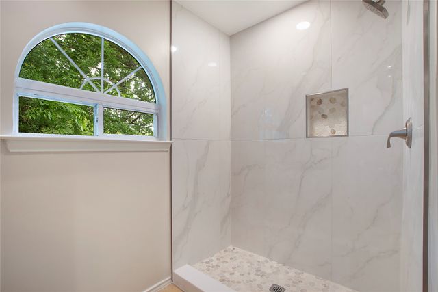 2411 Hogans Hill, Mckinney, TX 75072