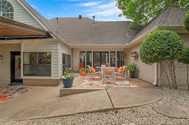 2411 Hogans Hill, Mckinney, TX 75072