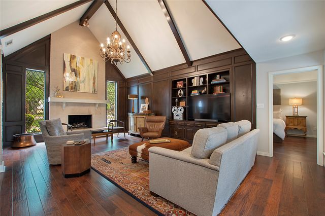 2411 Hogans Hill, Mckinney, TX 75072