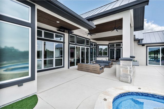 340 Copper Crest, New Braunfels, TX 78132