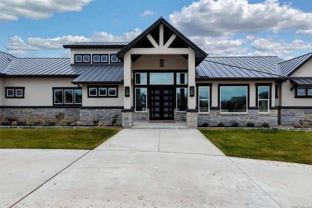 340 Copper Crest, New Braunfels, TX 78132