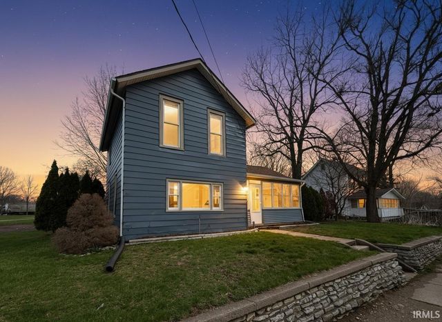 1208 W Quincy Street, Garrett, IN 46738
