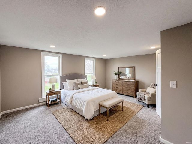 1208 W Quincy Street, Garrett, IN 46738