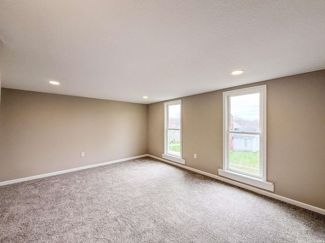 1208 W Quincy Street, Garrett, IN 46738