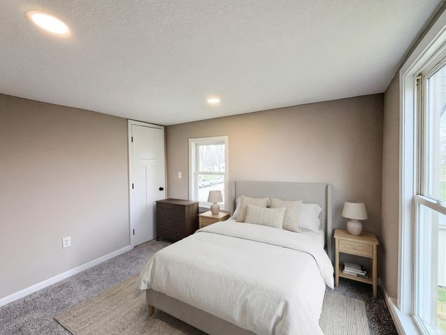 1208 W Quincy Street, Garrett, IN 46738