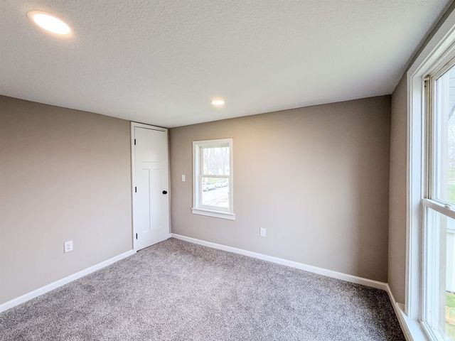 1208 W Quincy Street, Garrett, IN 46738