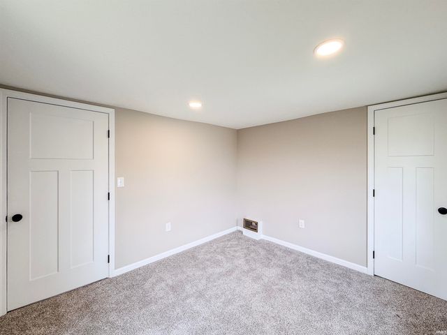 1208 W Quincy Street, Garrett, IN 46738