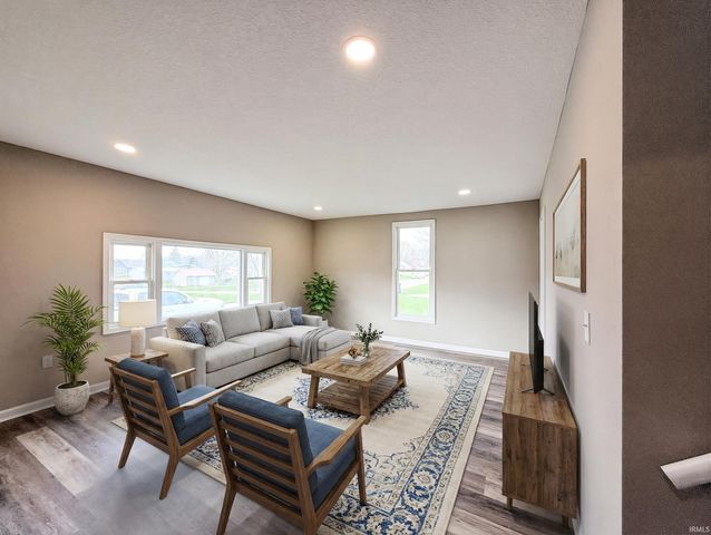 1208 W Quincy Street, Garrett, IN 46738