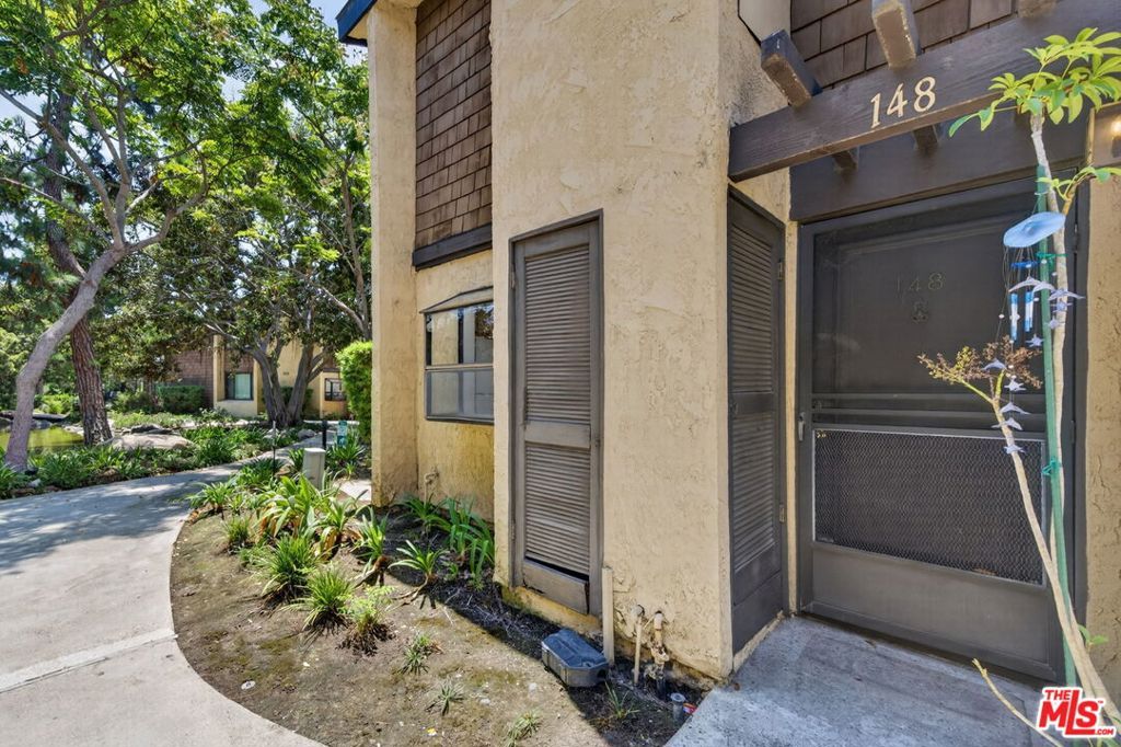 12750 Centralia Street 148, Lakewood, CA 90715 — photo 2