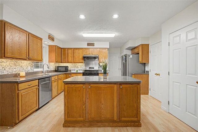 135 Cold Springs Court, Springboro, OH 45066