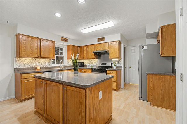 135 Cold Springs Court, Springboro, OH 45066