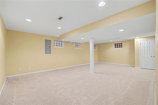 135 Cold Springs Court, Springboro, OH 45066