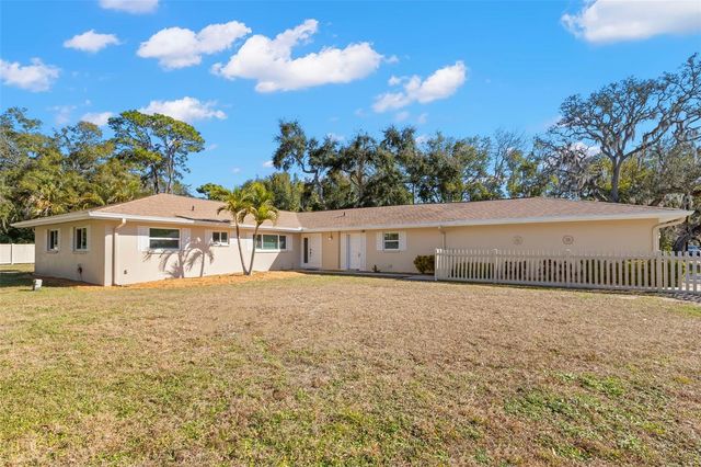 455 PASAJE AVENUE, Tarpon Springs, FL 34689