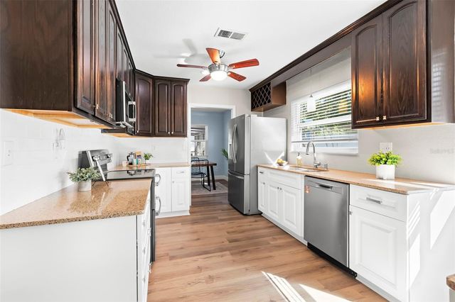 455 PASAJE AVENUE, Tarpon Springs, FL 34689