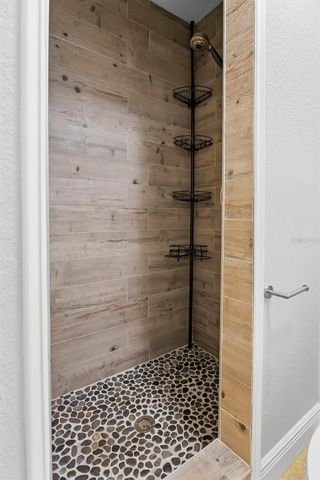 455 PASAJE AVENUE, Tarpon Springs, FL 34689