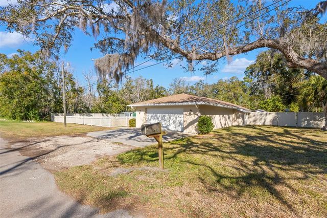 455 PASAJE AVENUE, Tarpon Springs, FL 34689