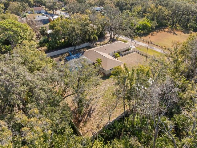 455 PASAJE AVENUE, Tarpon Springs, FL 34689