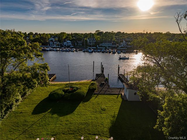 164 W Islip Road, West Islip, NY 11795