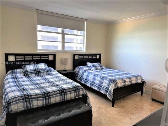 4001 S Ocean Drive 9L, Hollywood, FL 33019