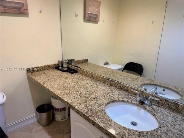 4001 S Ocean Drive 9L, Hollywood, FL 33019
