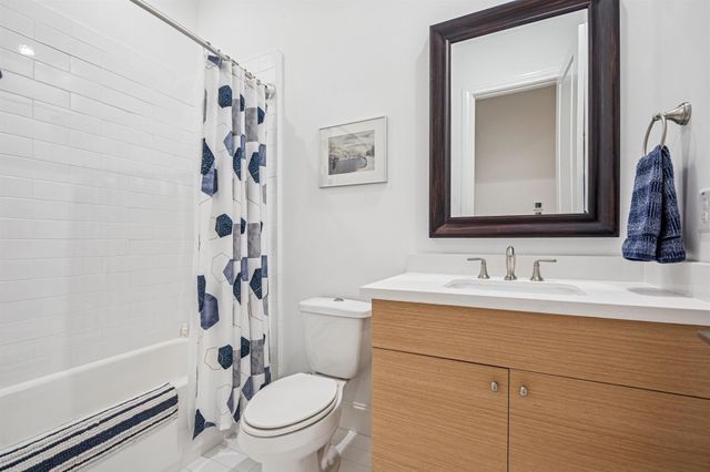 1270 Wood Hollow Drive, Houston, TX 77057