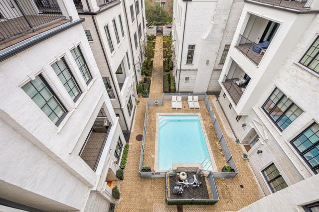 1270 Wood Hollow Drive, Houston, TX 77057